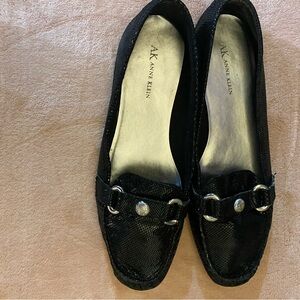 Anne Klein Textured Black Loafers